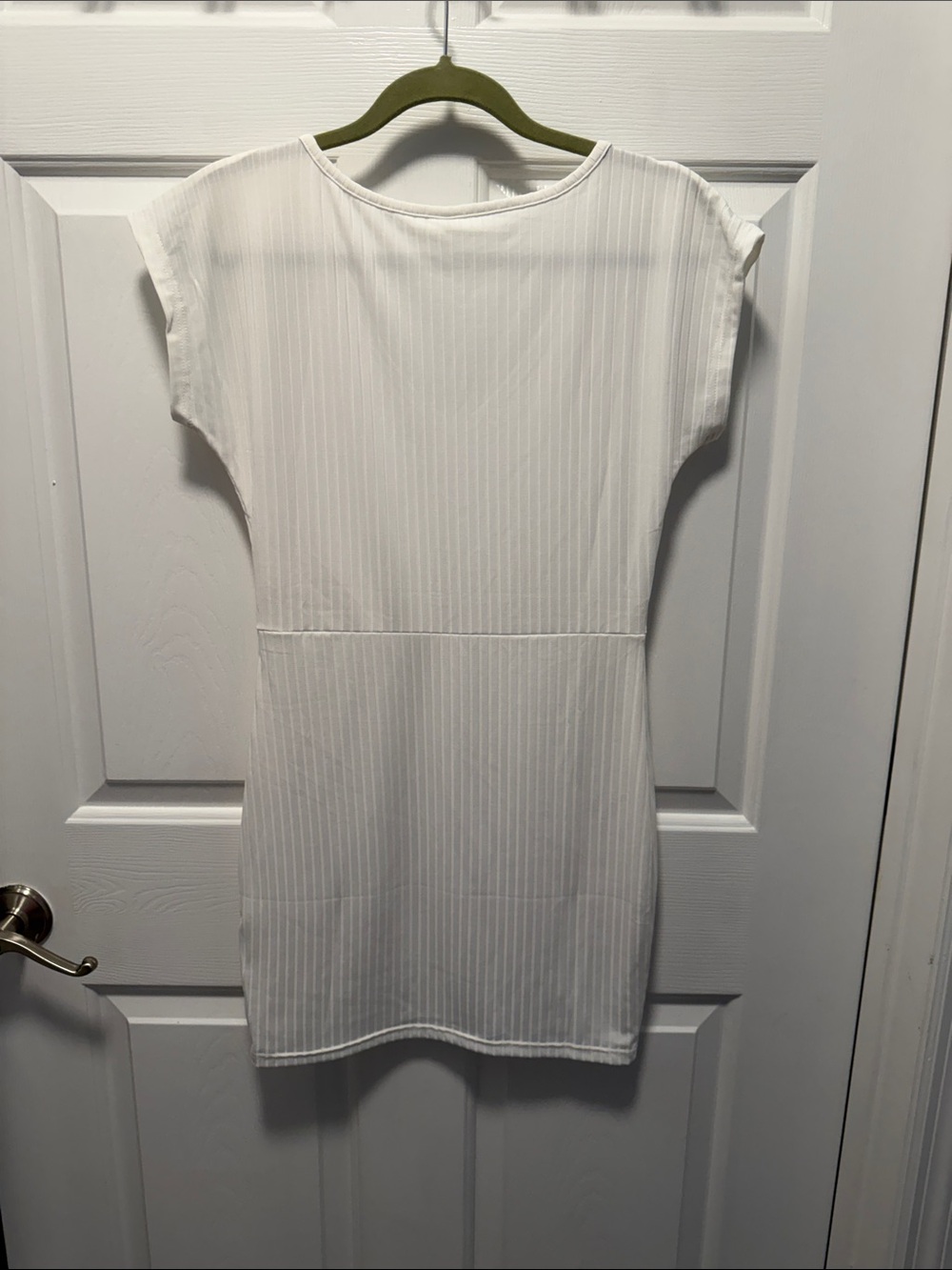 Source Unknown White Ribbed V-Neck Mini Dress - Picture 2 of 3